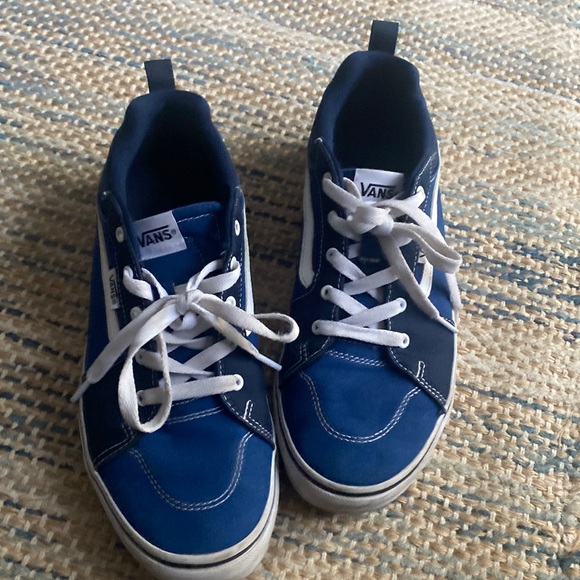 Vance Fillmore out the wall - Picture 1 of 6